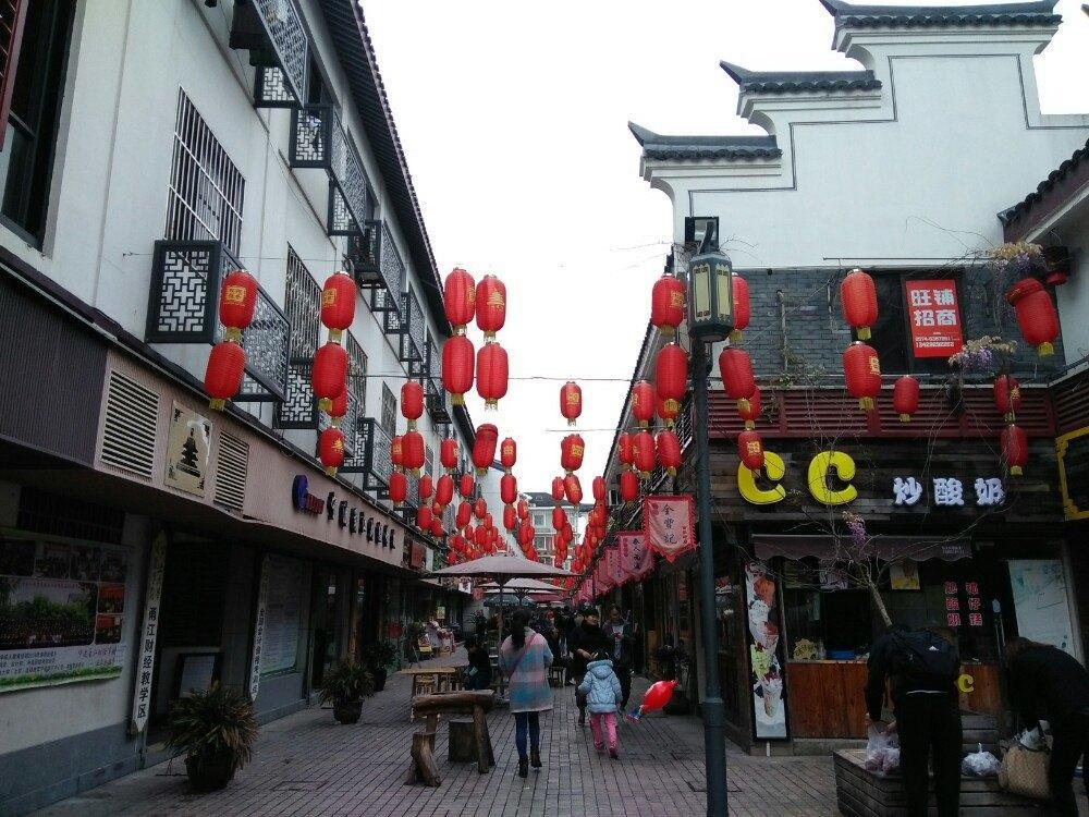 宁波最热闹的古风步行街,已有上百年历史