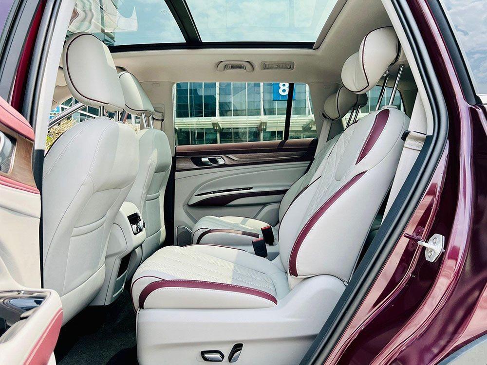 江铃领裕和阿维塔11谁更值得买？