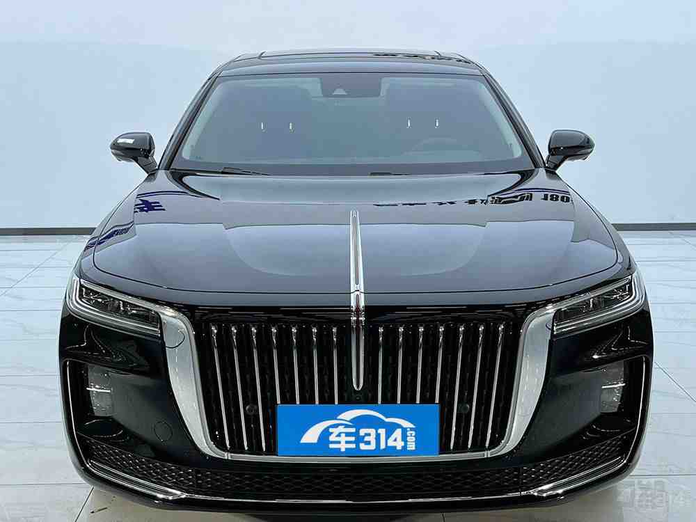 中德中大型豪华旗舰大对决：红旗H9对比奔驰E级谁更有优势