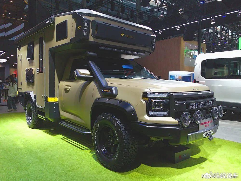 江铃大道公开亮相旗下首款单排越野房车铸镕ziron强大的越野性