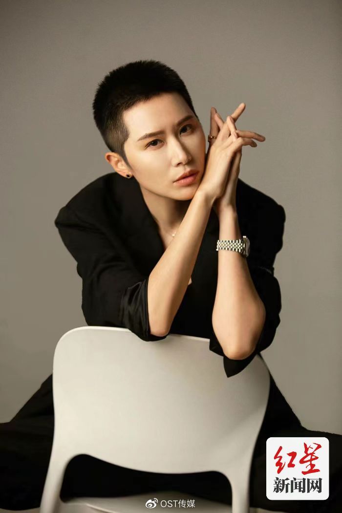 红星新闻网专访OST达人 @玉总Lesley休闲区蓝鸢梦想 - Www.slyday.coM