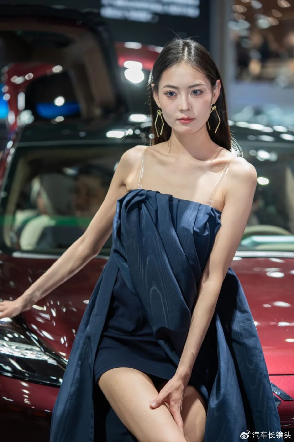 广州车展模特高清图:谁是百万粉丝网红