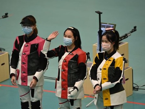 全运会女子十米气步枪射击比赛，首次参赛的武汉姑娘章子琪摘银，新科奥运冠军杨倩夺得铜牌休闲区蓝鸢梦想 - Www.slyday.coM