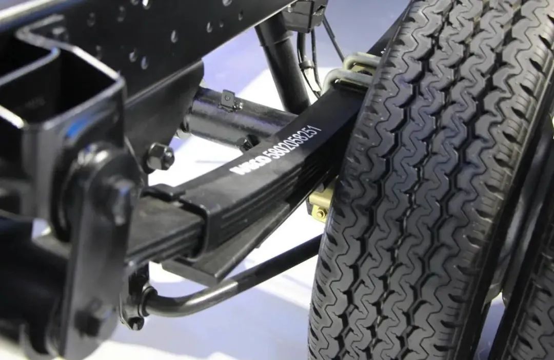 短头轻客房车底盘我只选这两者之一