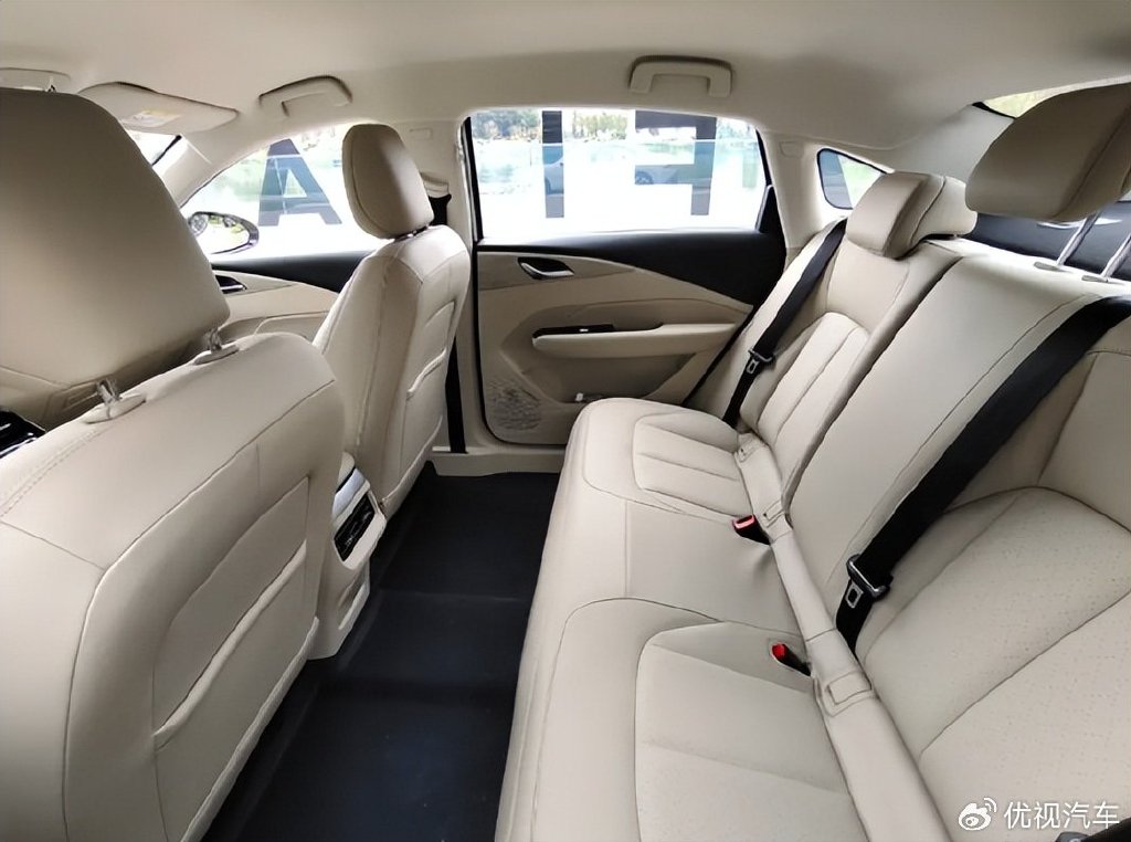 真香！盘点三款“荣耀版”国产新能源B级车，最低只要7.98万