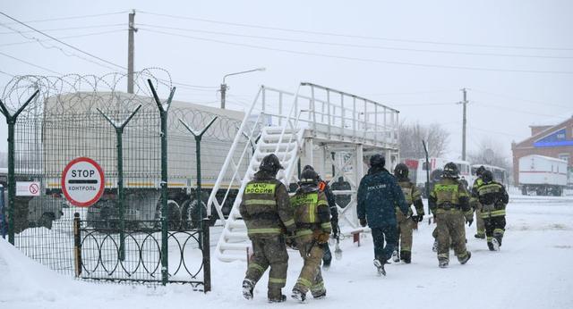 兵工厂火灾蔓延900平方米!中国发慰问电2天后,普京又收到恶讯休闲区蓝鸢梦想 - Www.slyday.coM 兵工厂火灾蔓延900平方米!中国发慰问电2天后,普京又收到恶讯休闲区蓝鸢梦想 - Www.slyday.coM