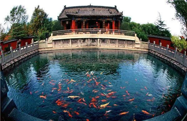 “一墩难求”?济南这对硕大号“冰墩墩”、“雪容融”火了!更火了这个物华天宝的打卡地!休闲区蓝鸢梦想 - Www.slyday.coM “一墩难求”?济南这对硕大号“冰墩墩”、“雪容融”火了!更火了这个物华天宝的打卡地!休闲区蓝鸢梦想 - Www.slyday.coM