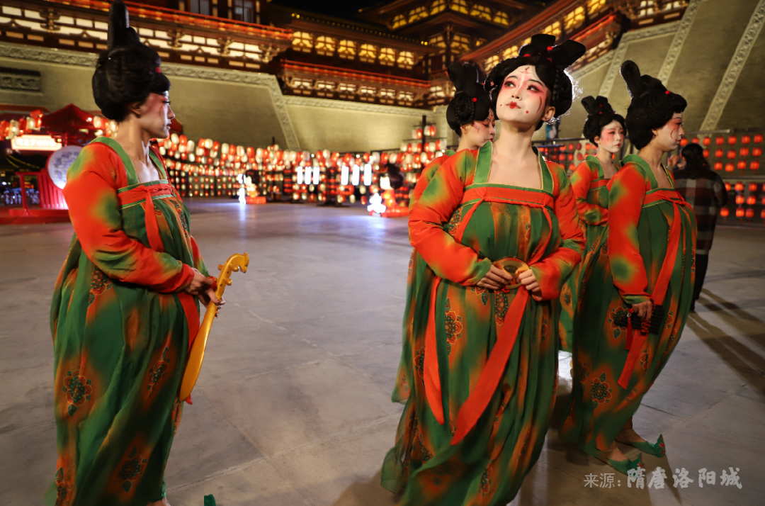 河南元宵节奇妙夜播出后冲上热搜唐宫夜宴小姐姐爆火