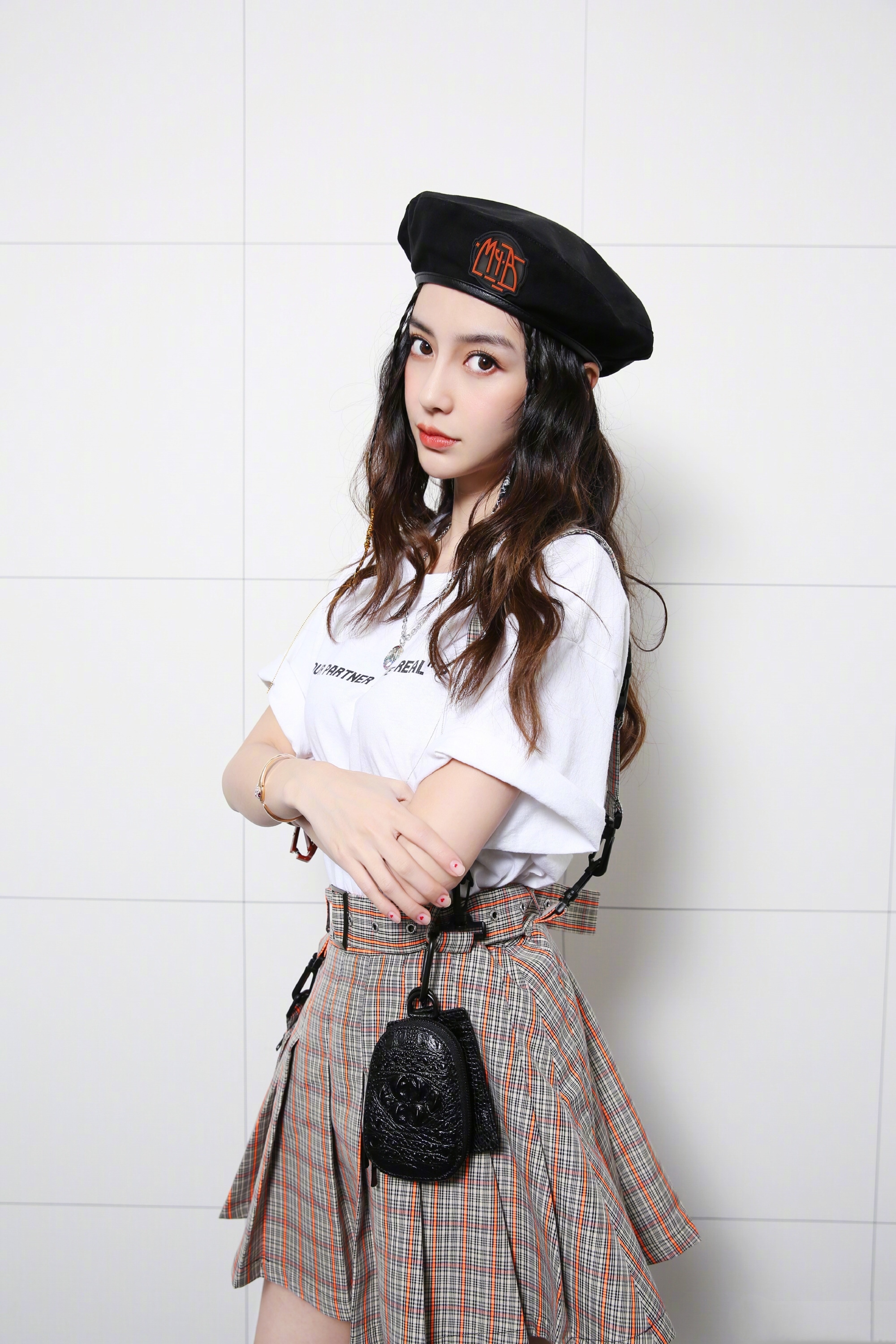 女明星都爱甜美百褶裙,春夏女神穿百褶裙那就对啦