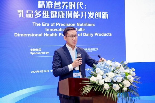 一杯奶里有什么？精准营养时代，乳品如何守护国人全生命周期？|刘学波|血糖|西北农林科技大学|老年人|酪蛋白_新浪新闻