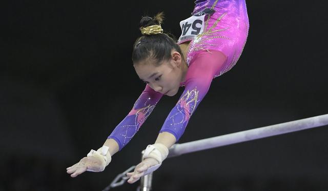 17岁天才美少女登上fig官网头版,她肩负着重现中国体操辉煌的重任