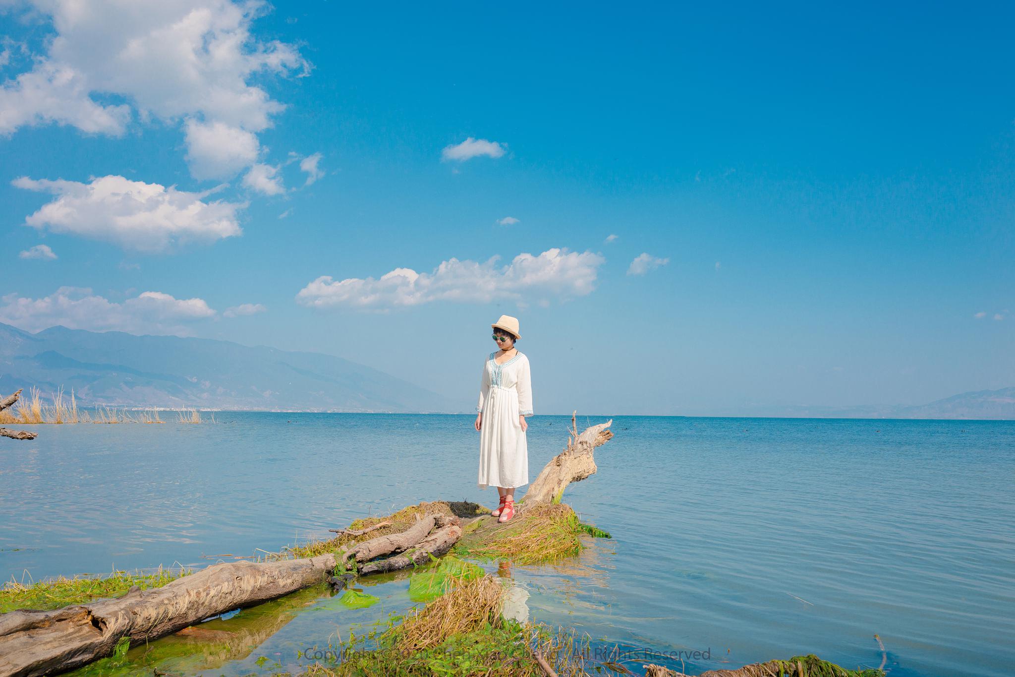 风轻云淡,蓝天白云下的洱海_高清图集_新浪网