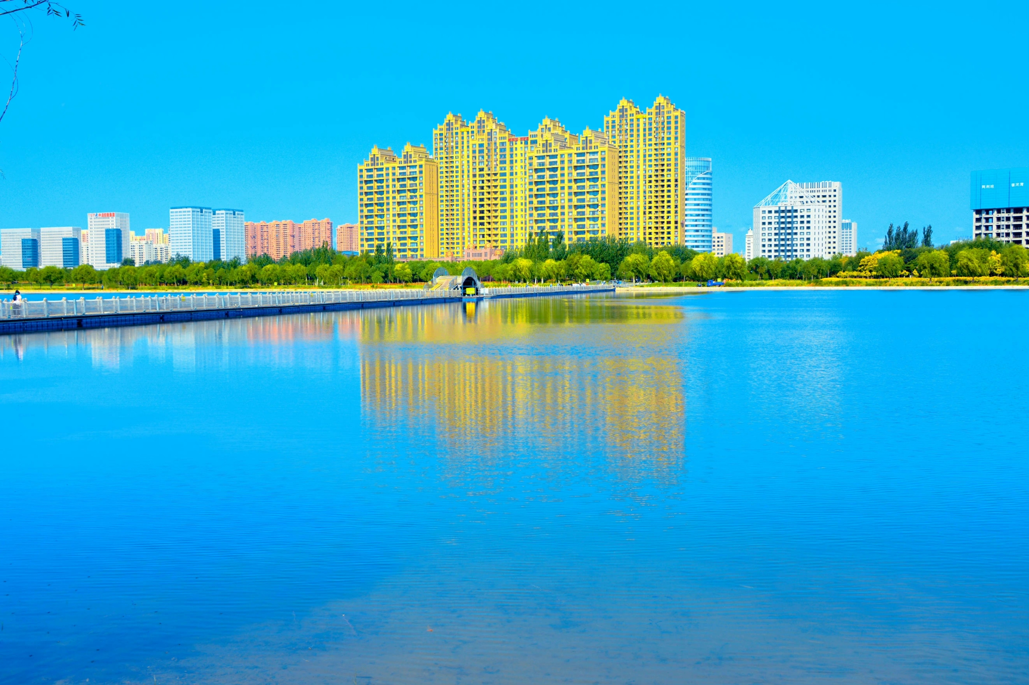 通辽市辽河公园浮桥附近原创拍摄