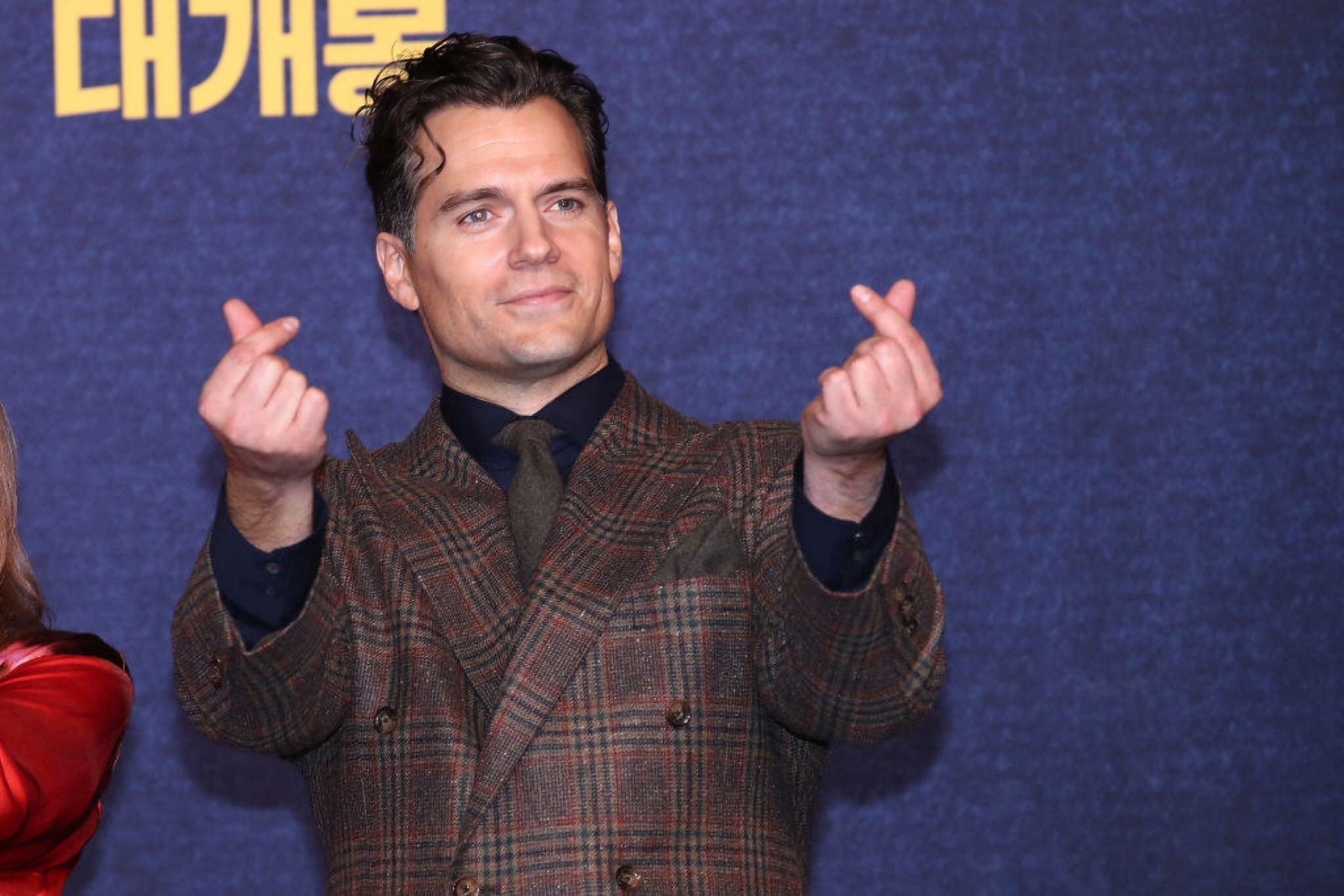 笑死!亨超和Sam Rockwell、Bryce Dallas……|亨利·卡维尔|盖尔|特工|亨利卡维尔|新片_新浪新闻