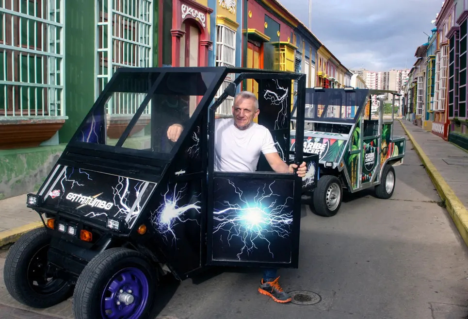 委内瑞拉"山寨手工耿":自制简易电动汽车-新浪汽车