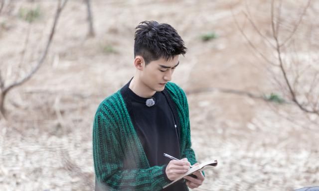 《战狼2》的人,是很难融入综艺节目的虚假和睦的|五十公里桃花坞|张翰