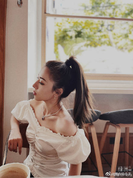 舞蹈生吴静怡曝光了让美女关注的方式