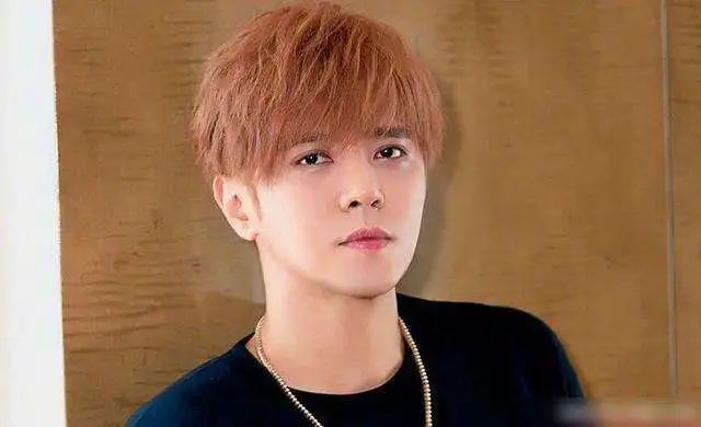 这4位明星红遍全国,国籍却不是中国的,一直被误以为是中国人休闲区蓝鸢梦想 - Www.slyday.coM 这4位明星红遍全国,国籍却不是中国的,一直被误以为是中国人休闲区蓝鸢梦想 - Www.slyday.coM