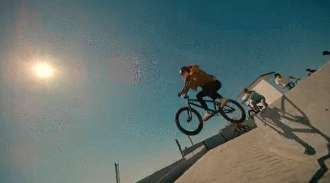 东京奥运闭幕式，巴黎8分钟浪漫又惊艳！网友：期待，3年后巴黎见！休闲区蓝鸢梦想 - Www.slyday.coM