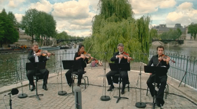 东京奥运闭幕式，巴黎8分钟浪漫又惊艳！网友：期待，3年后巴黎见！休闲区蓝鸢梦想 - Www.slyday.coM