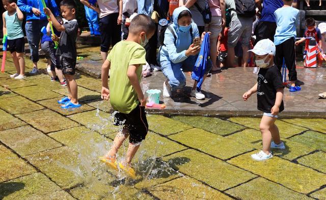 六一·儿童节｜愿你童心未泯，童颜永存，一切皆甜休闲区蓝鸢梦想 - Www.slyday.coM
