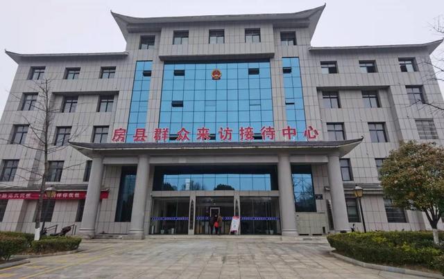 房县三举措全力推进社会治理中心规范运行