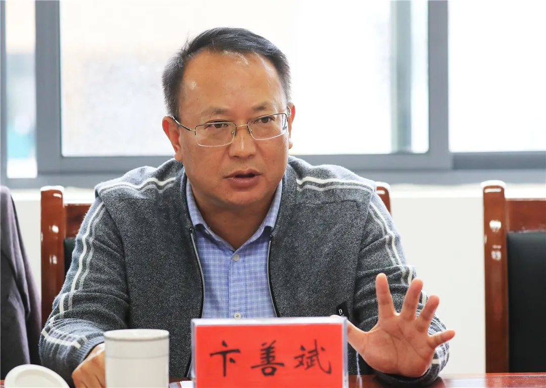 杨艳龙及杨生辉,李志承,熊正杰,刘志刚,孟继早,尹昭恒,李屏等市级领导