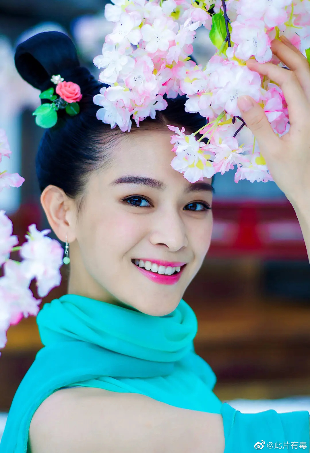 一起来重温下《太子妃升职记》当年的妆造__财经头条