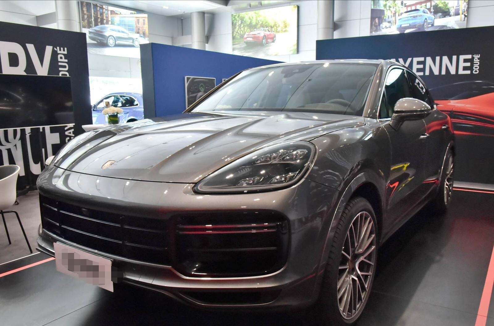 新款保时捷卡宴:4.0t 8at,预售110万,比x6还霸气-新浪汽车