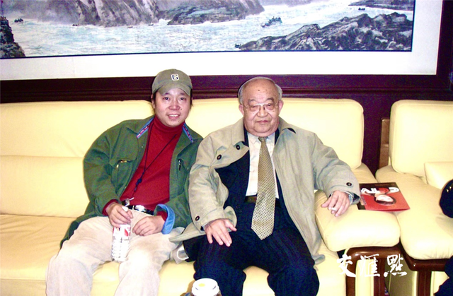 卞留念深情追忆乔羽我们一起为南京小红花写团歌