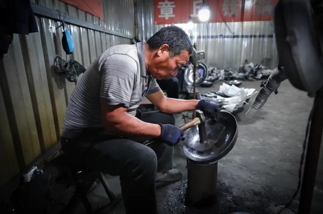 “一墩难求”?济南这对硕大号“冰墩墩”、“雪容融”火了!更火了这个物华天宝的打卡地!休闲区蓝鸢梦想 - Www.slyday.coM “一墩难求”?济南这对硕大号“冰墩墩”、“雪容融”火了!更火了这个物华天宝的打卡地!休闲区蓝鸢梦想 - Www.slyday.coM