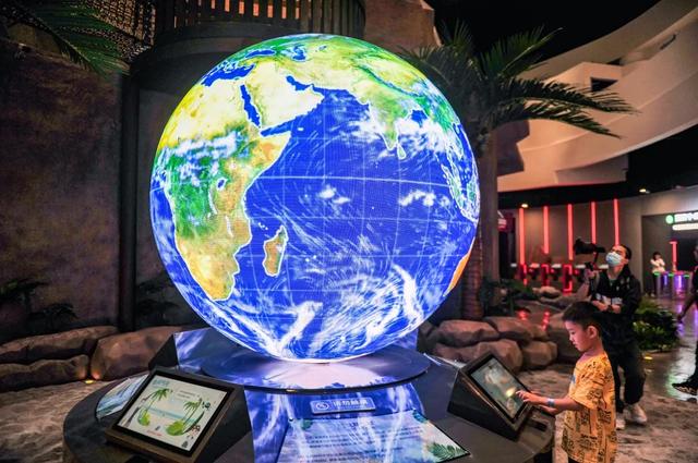 “一墩难求”?济南这对硕大号“冰墩墩”、“雪容融”火了!更火了这个物华天宝的打卡地!休闲区蓝鸢梦想 - Www.slyday.coM “一墩难求”?济南这对硕大号“冰墩墩”、“雪容融”火了!更火了这个物华天宝的打卡地!休闲区蓝鸢梦想 - Www.slyday.coM