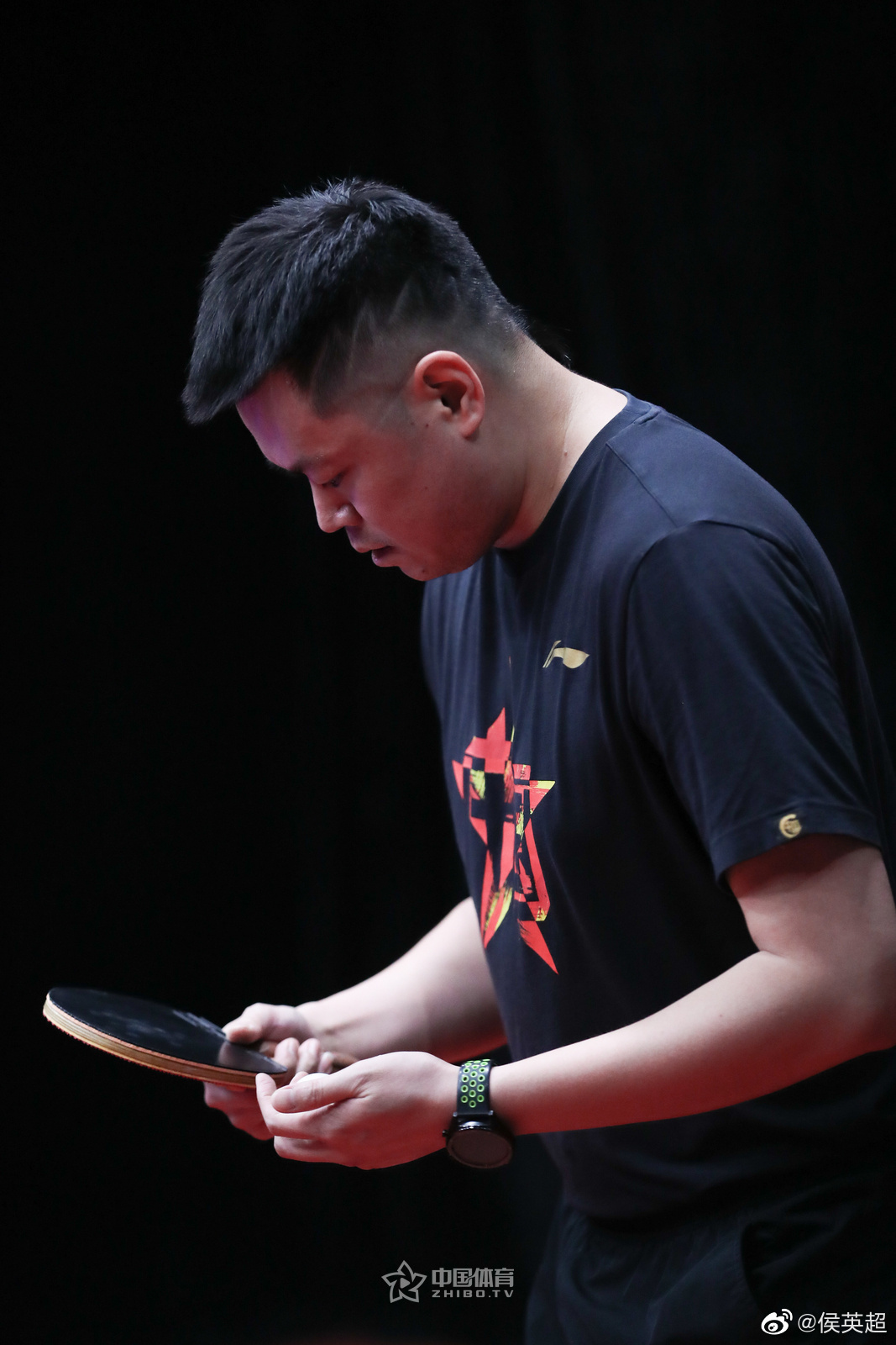 侯超英原来是是国乒质检员,真了不起,致敬老将!_高清图集_新浪网