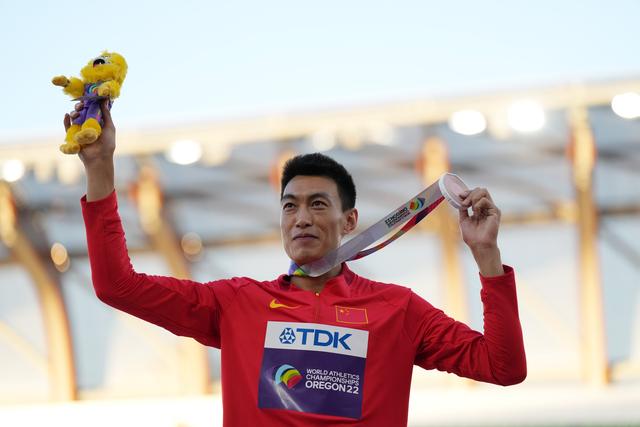 （田径世锦赛）朱亚明获男子三级跳远季军(2)休闲区蓝鸢梦想 - Www.slyday.coM