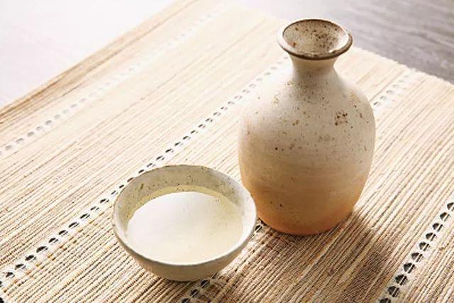 温一壶月光下酒,留一丝惬意到天明__财经头条
