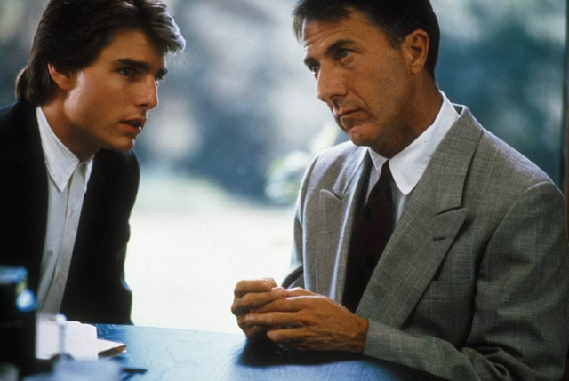 《雨人》电影自闭症患者雷蒙(1图左,2图右)