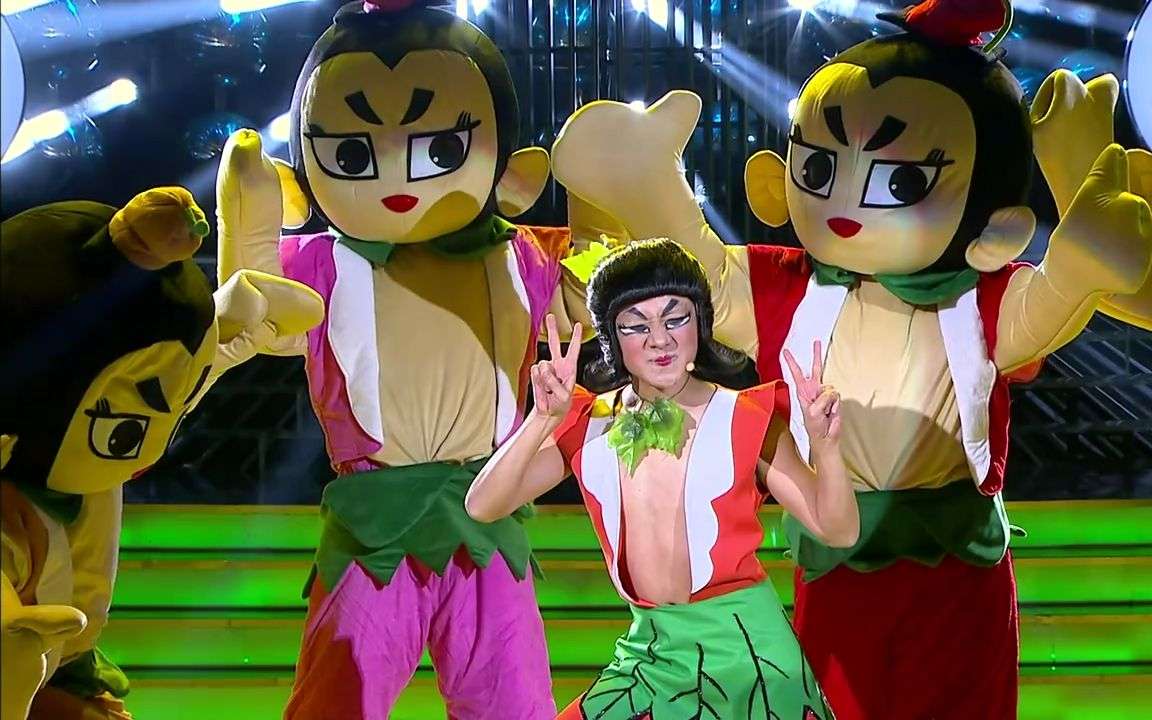 泪目!《百变大咖秀》时隔7年,贾玲沈凌和白凯南五侠回归重聚