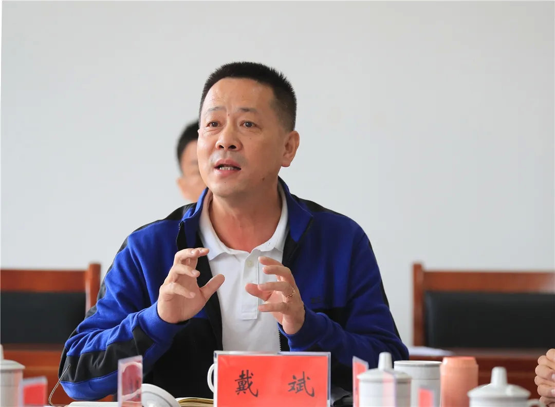 杨艳龙及杨生辉,李志承,熊正杰,刘志刚,孟继早,尹昭恒,李屏等市级领导