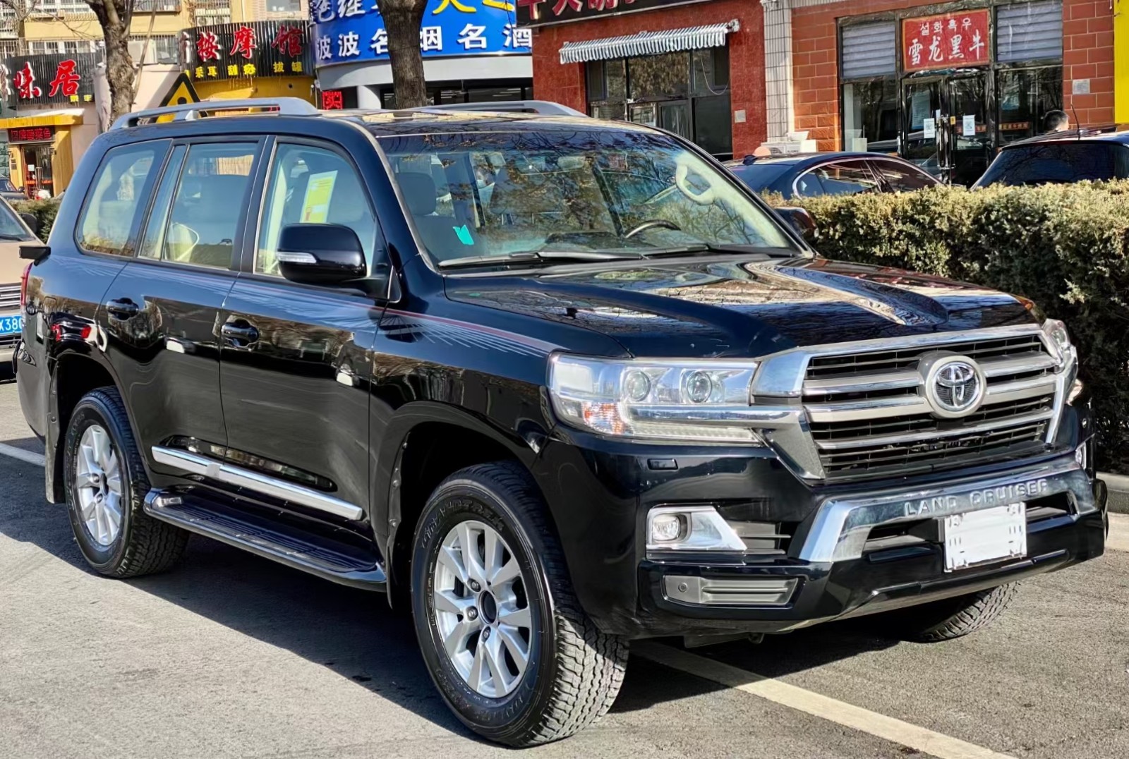 20款丰田酷路泽4600配置 陆巡v8包牌包税全国分期