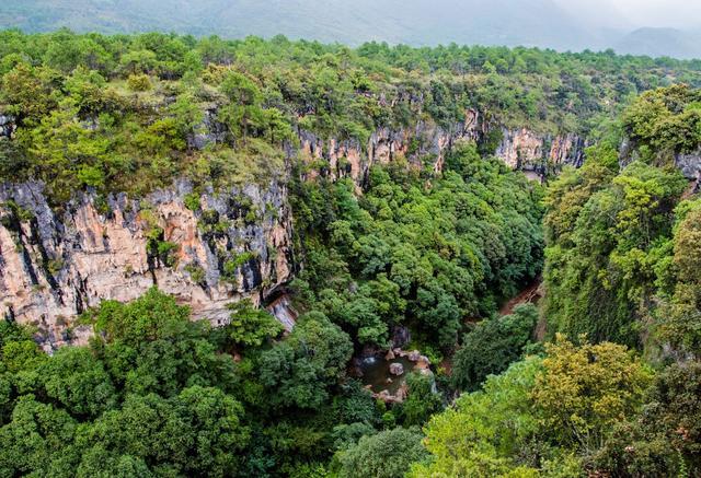 春暖花开丽江欢迎您媒体网络大v打卡东巴谷旅游区
