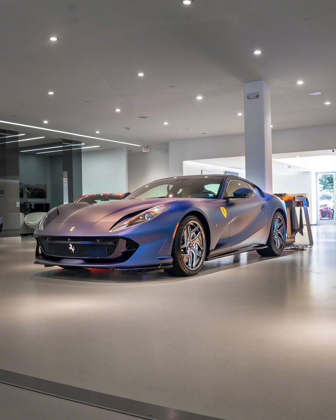 法拉利ferrari 812 superfast tailor made one-of-one