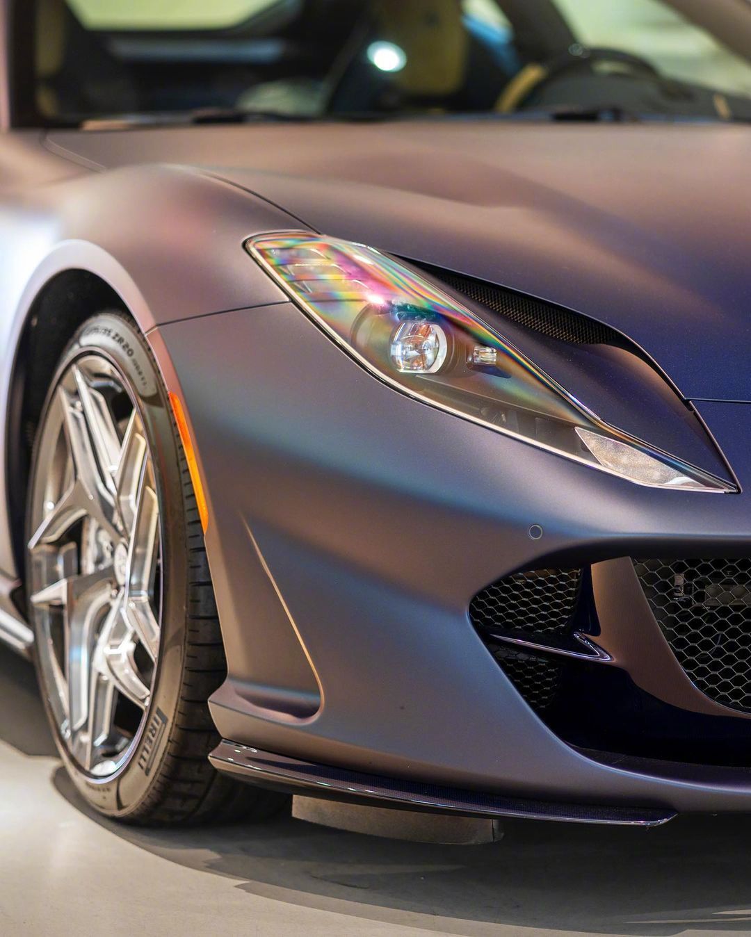 法拉利ferrari 812 superfast tailor made one-of-one