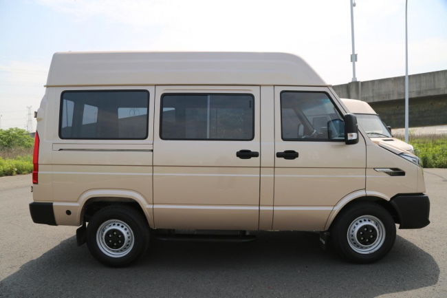 传承经典的依维柯全新得意a35m1轻客