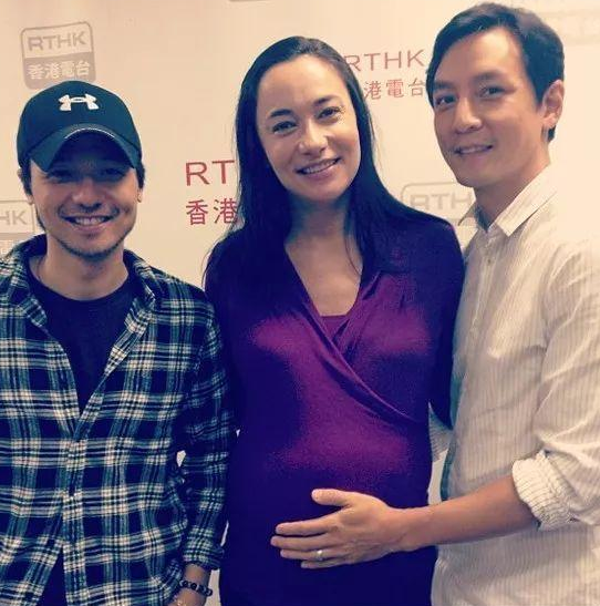 吴彦祖结婚11周年纪念公开向妻子示爱宝贝爱你