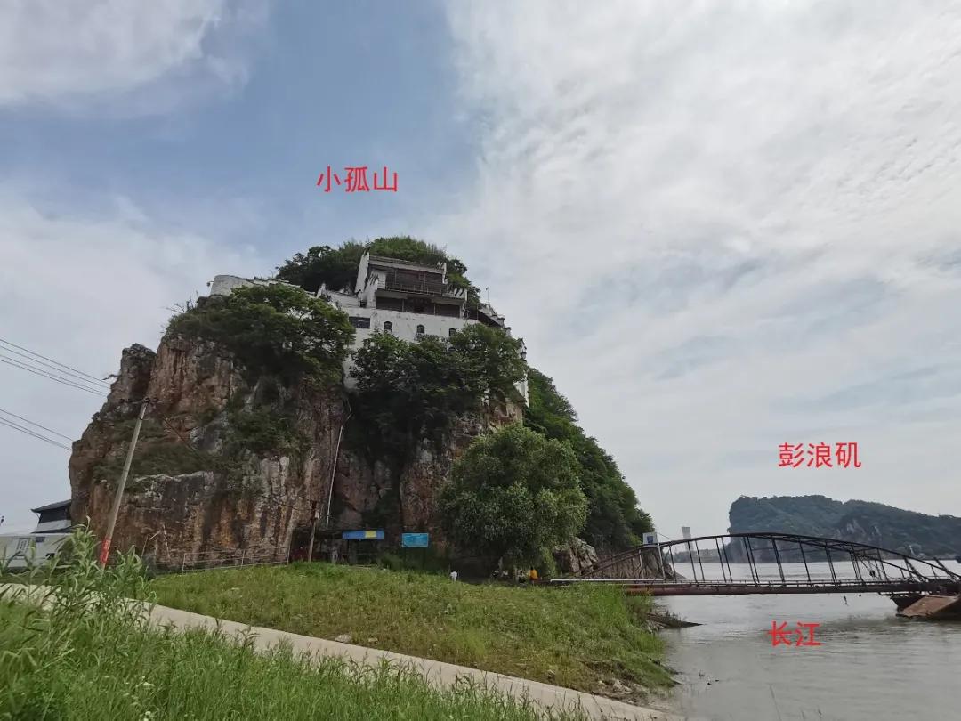 小孤山与彭浪矶桐城市是安庆市代管的县级市,民营经济发达,1996年就