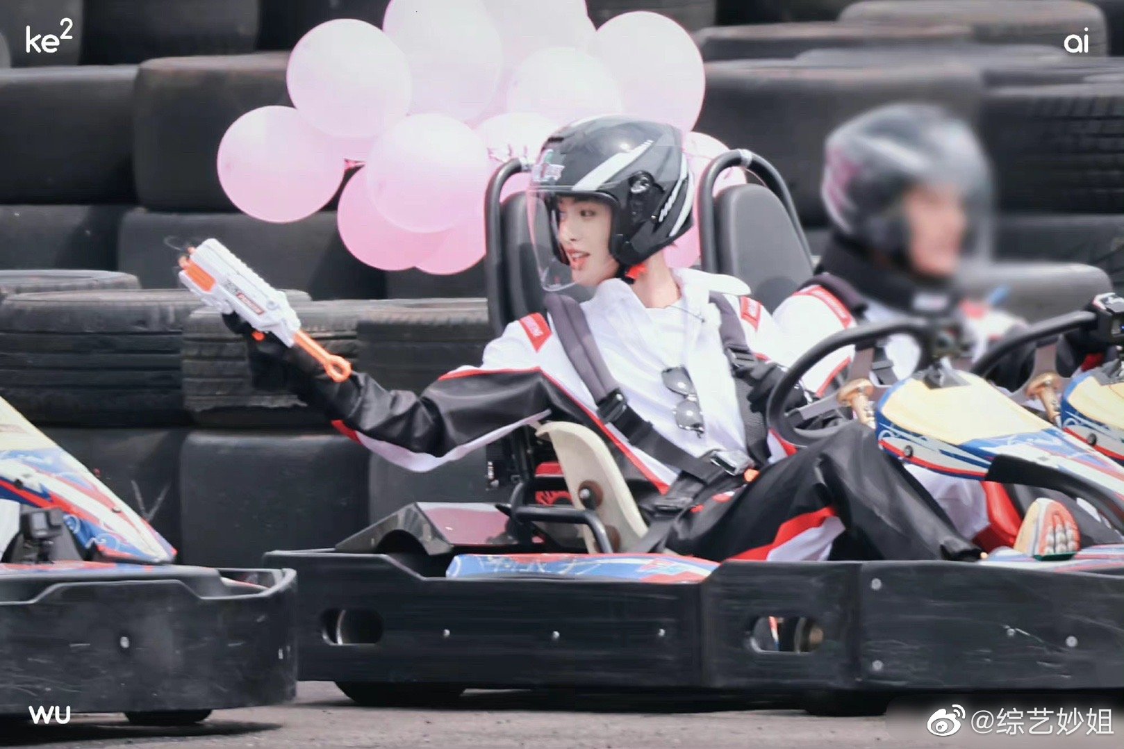 黄明昊极限挑战开卡丁车路透来啦