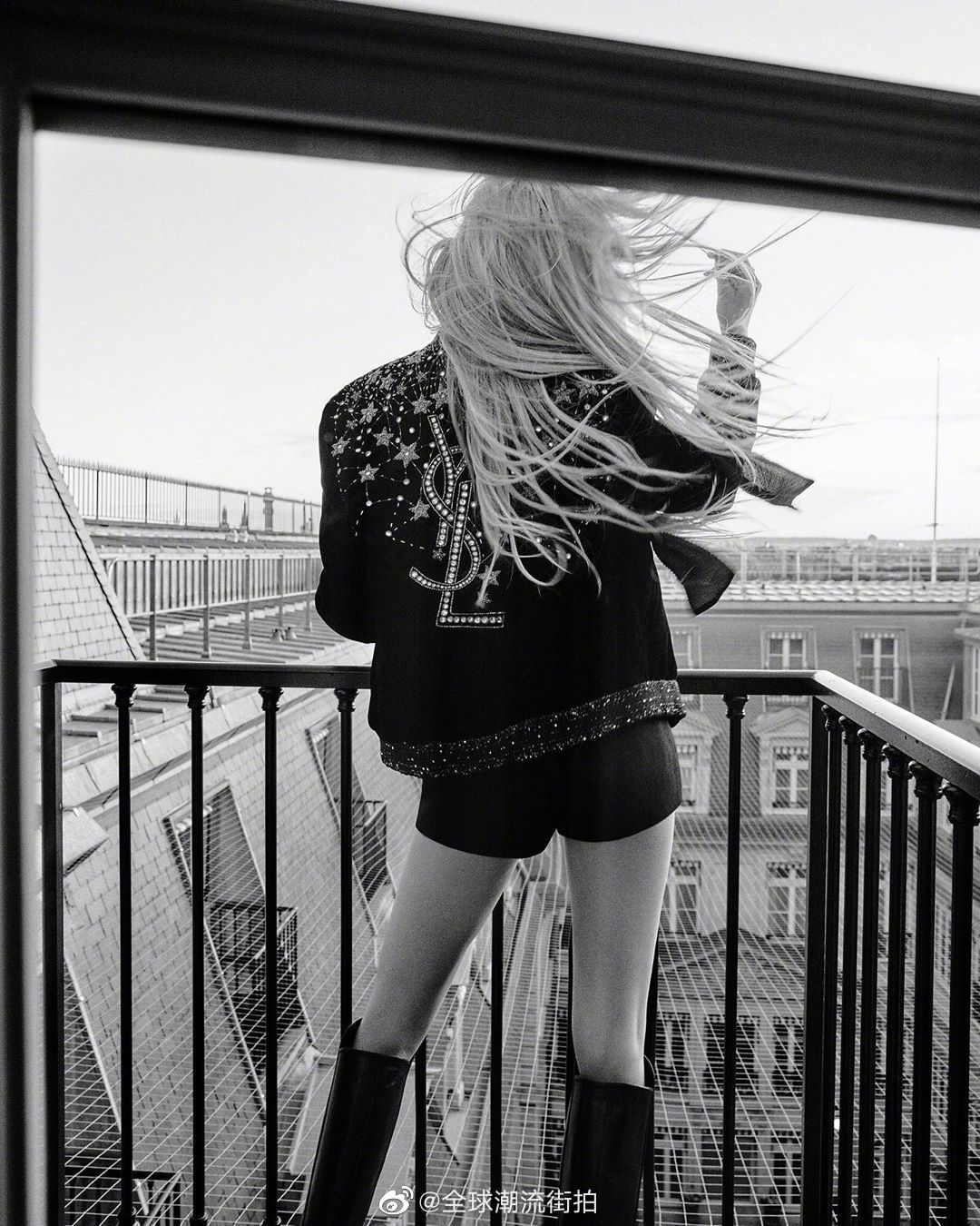 朴彩英 ×《w》韩国版,黑白滤镜下的性感黑玫瑰