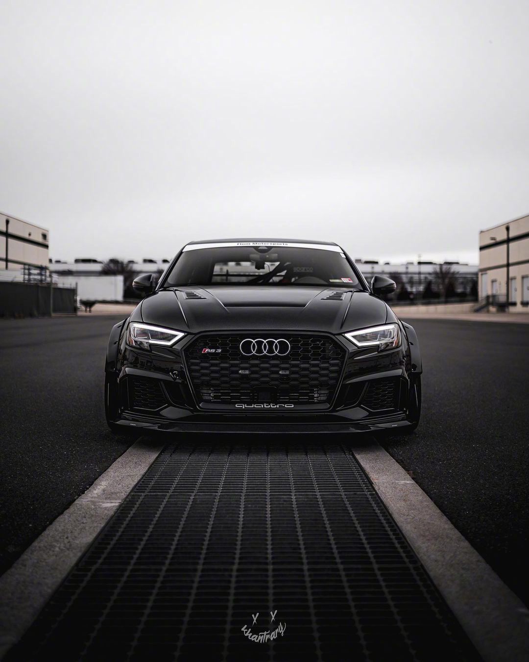 一枚黑酷的奥迪audi rs3