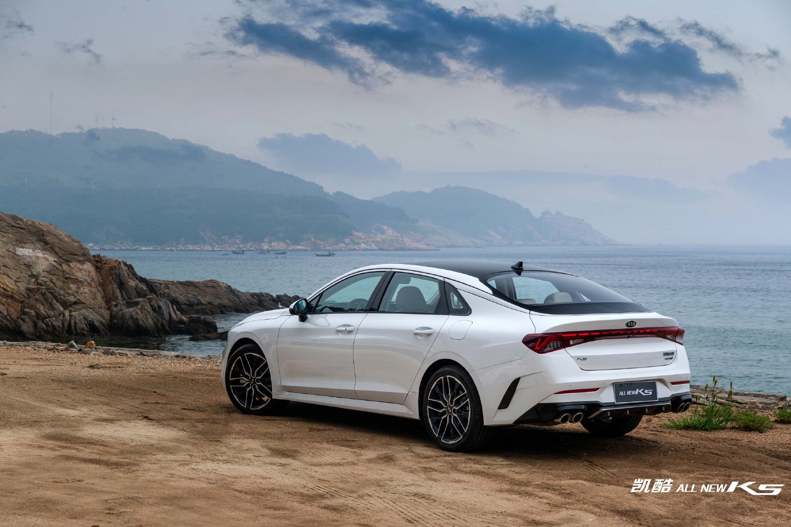 凯酷引领韩系车归来试驾全新起亚凯酷k5