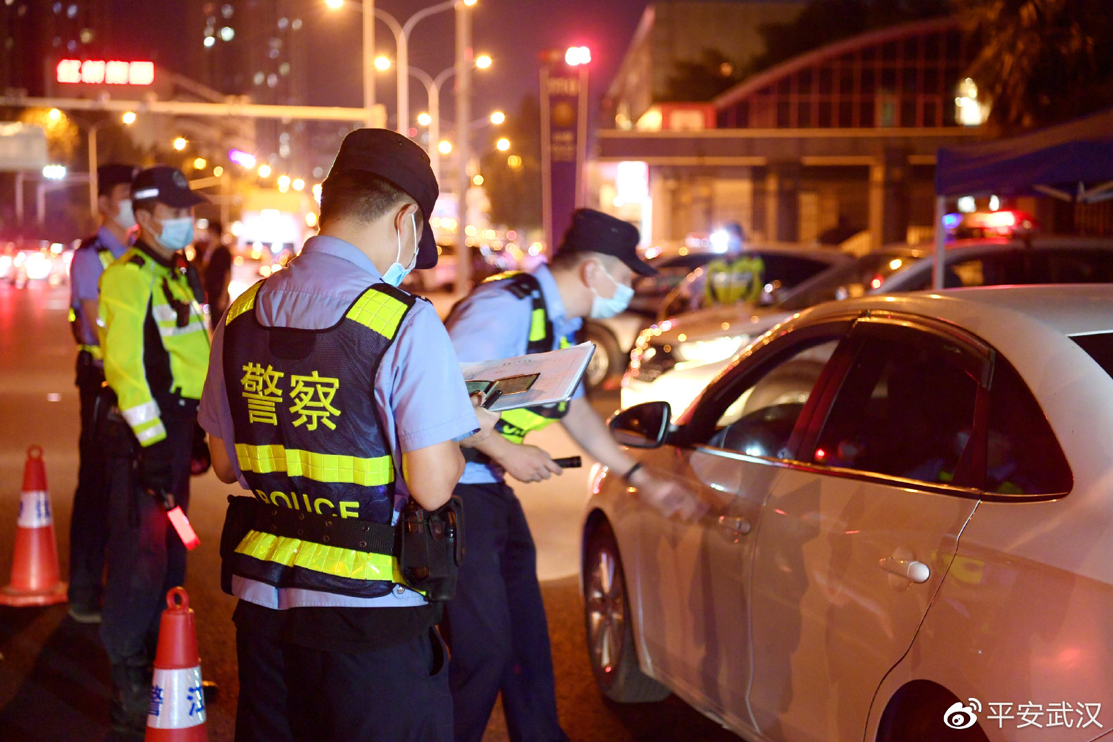 朋友借手机不还警察能处理吗